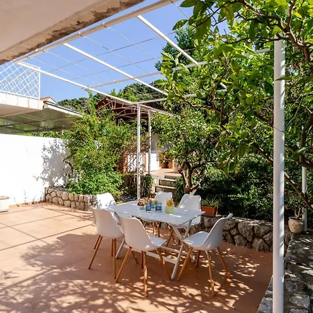 Holiday home Mareta